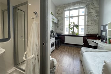 1 bed studio, College Square East, Holylands, Belfast, BT16DJ - Image 5